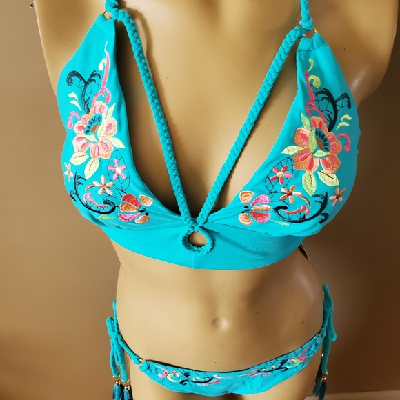 Time and tru 2 piece bikini - Picture 2 of 5